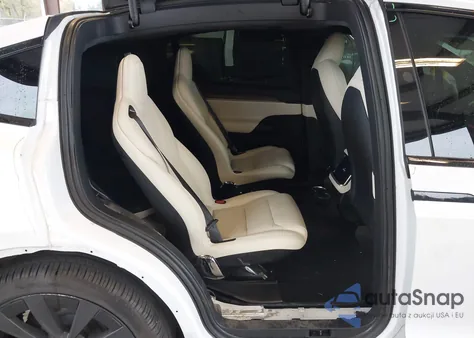 2023 Tesla Model X Dual Motor All-Wheel Drive/Standard Range из США, поврежденный, VIN 7SAXCBE56PF383611